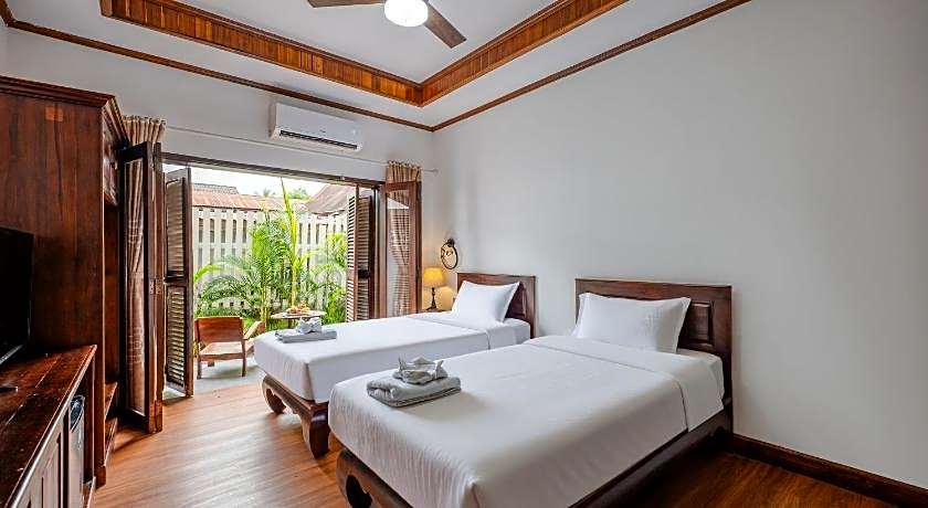 wisdom mystery hotel