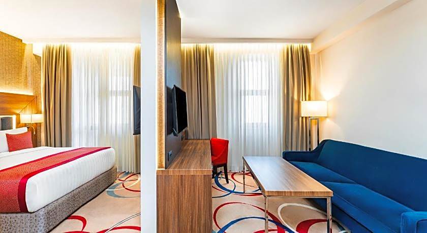 Ramada Hotel & Suites by Wyndham Yerevan