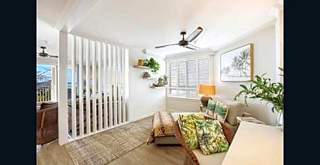 Three-Bedroom Executive Apartment with Ocean Views