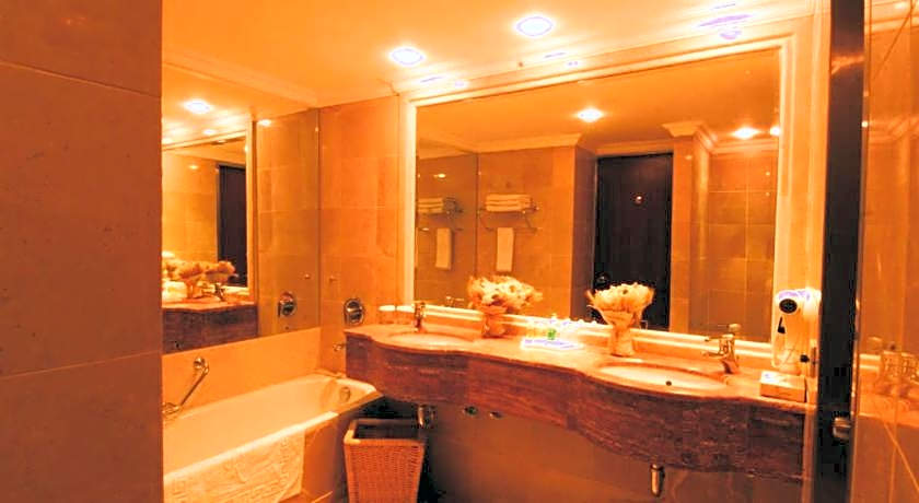 Royal Hotel Dead Sea