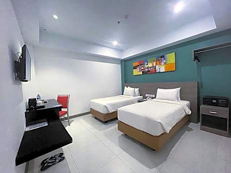Standard Twin Room - Smoking with No View