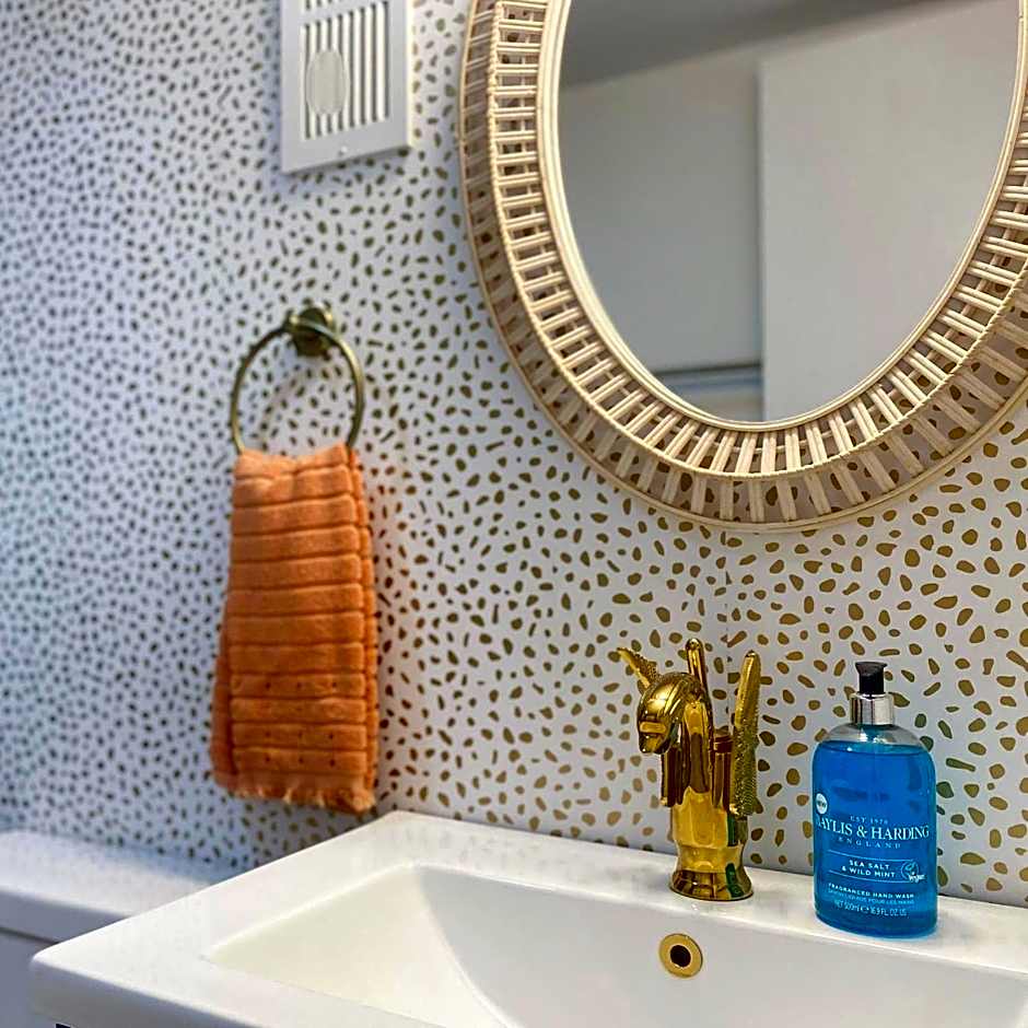 Beach Please condo 2 bedroom 2 bath sleeps 6