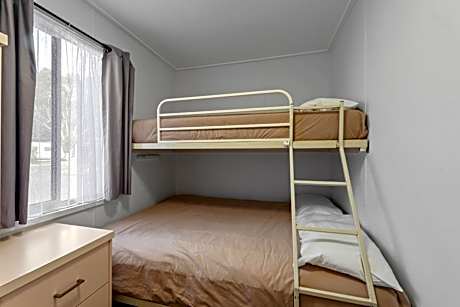 Deluxe Riverview Cabin