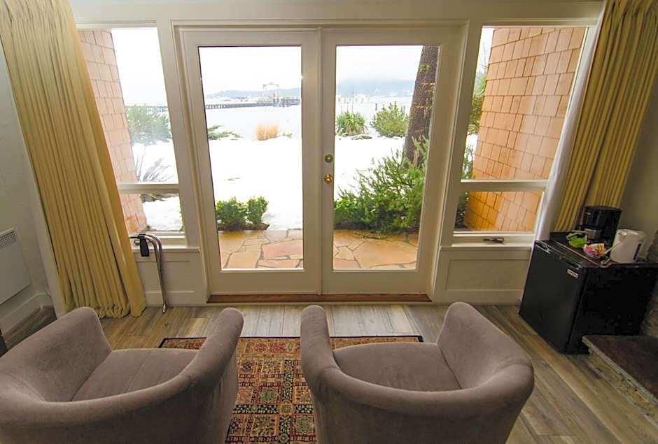 Galiano Oceanfront Inn & Spa