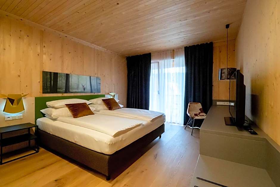 GästeHAUS & HOFladen Familie Öllerer