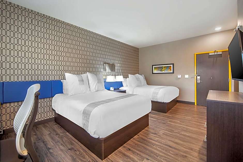 GLo Best Western Dawley Farms In Sioux Falls