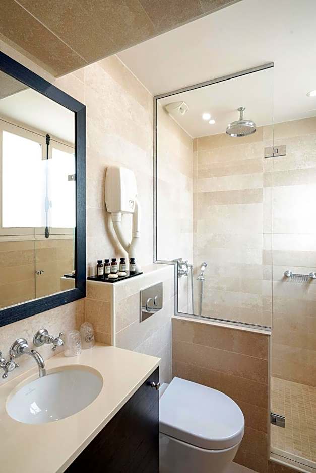 Hotel Saint-Louis Pigalle