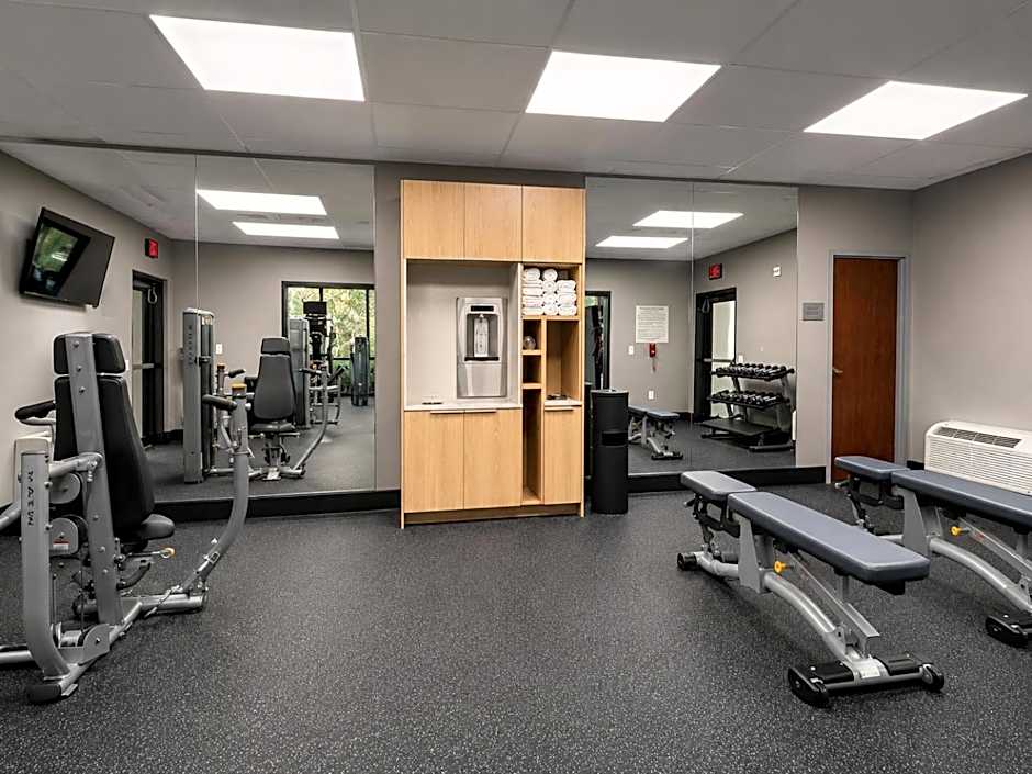 Courtyard by Marriott Houston Hobby Airport