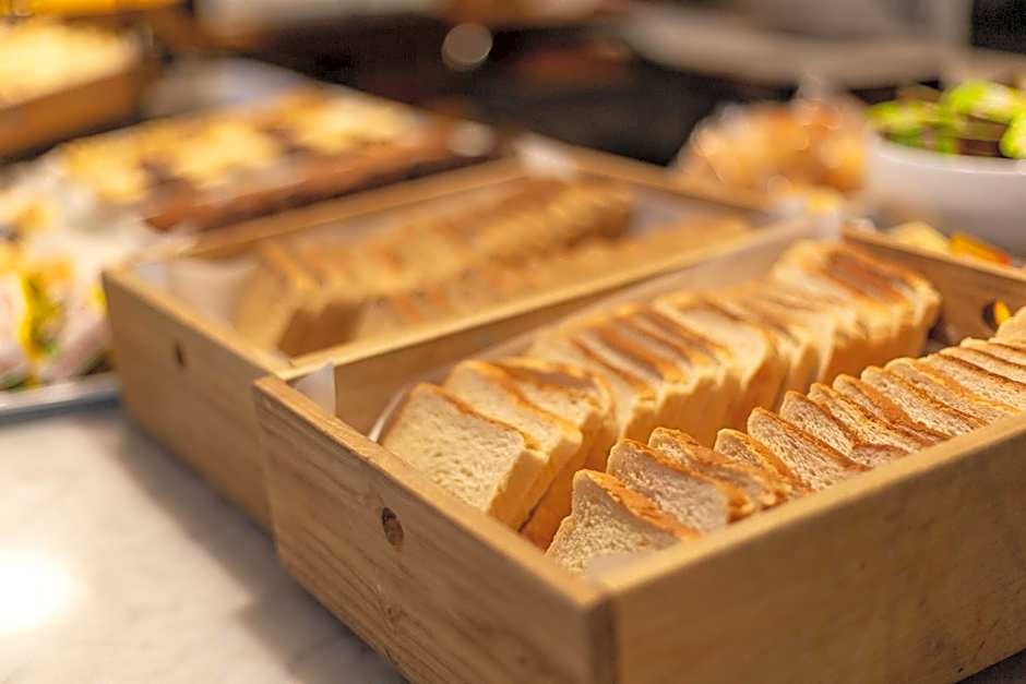 Dazzler by Wyndham Polo