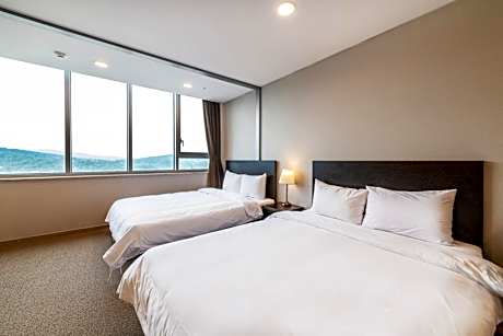 Family Twin Room