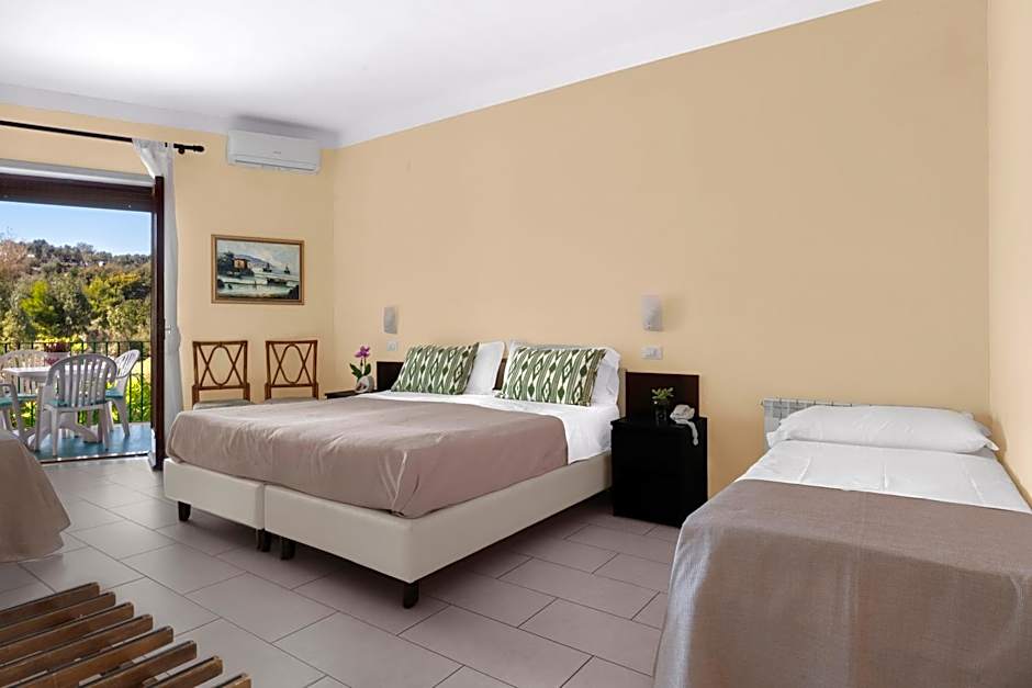Hotel Desiree