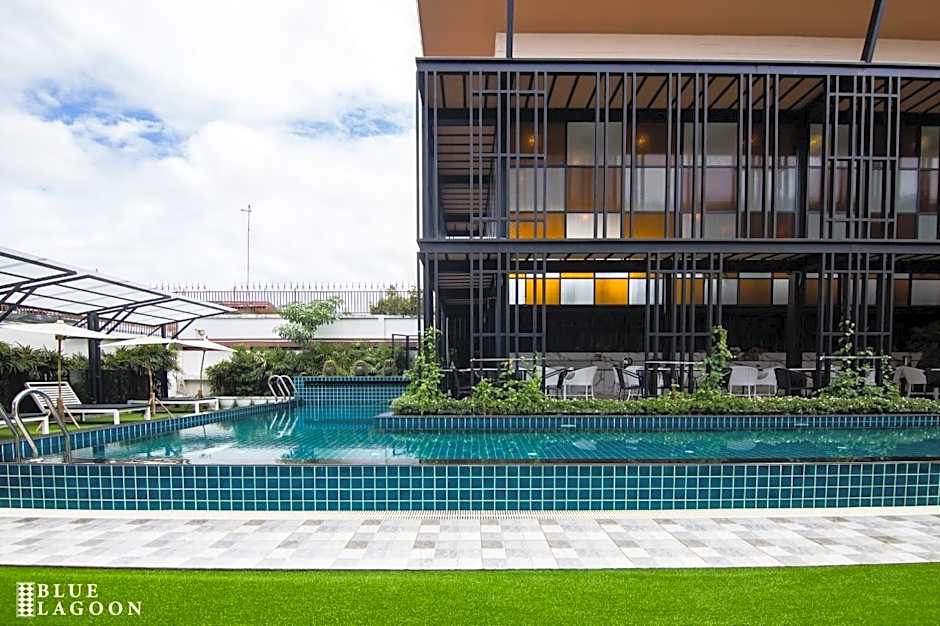 Blue Lagoon Hotel BY diamond
