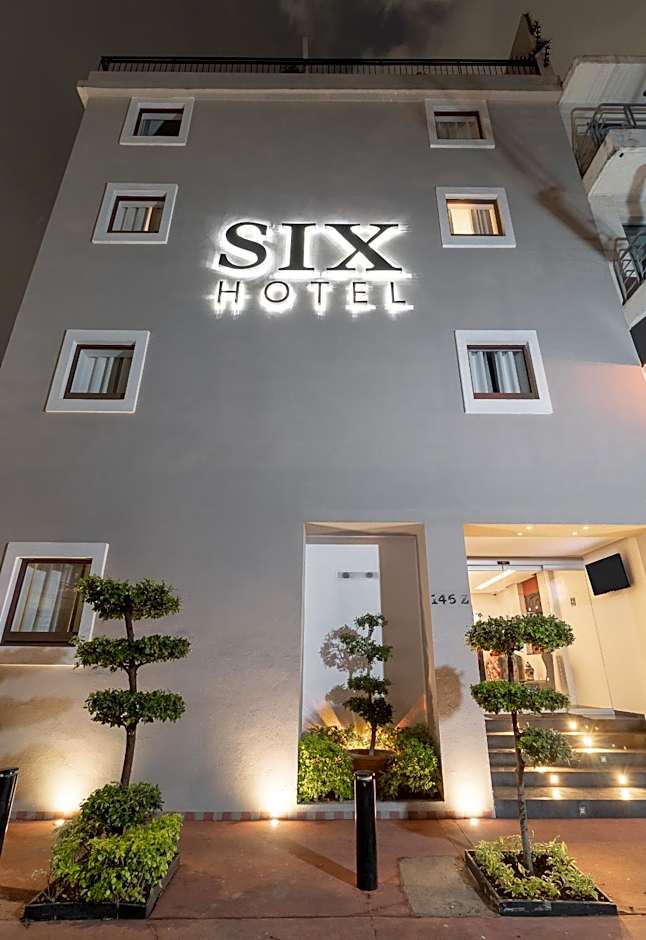 Six Hotel Guadalajara Expiatorio