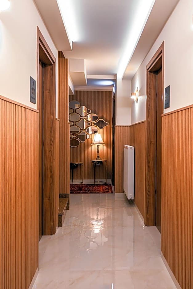 FLOARA DI MUNTE Forest Luxury Suites