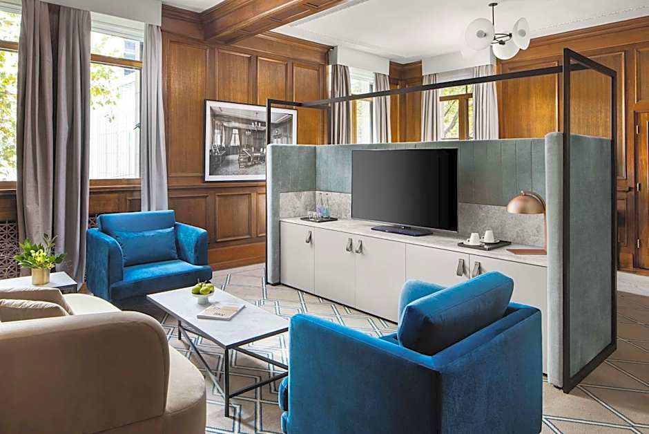 Hilton Melbourne Little Queen Street