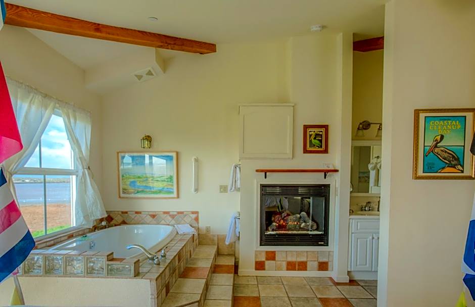 Captain's Inn at Moss Landing