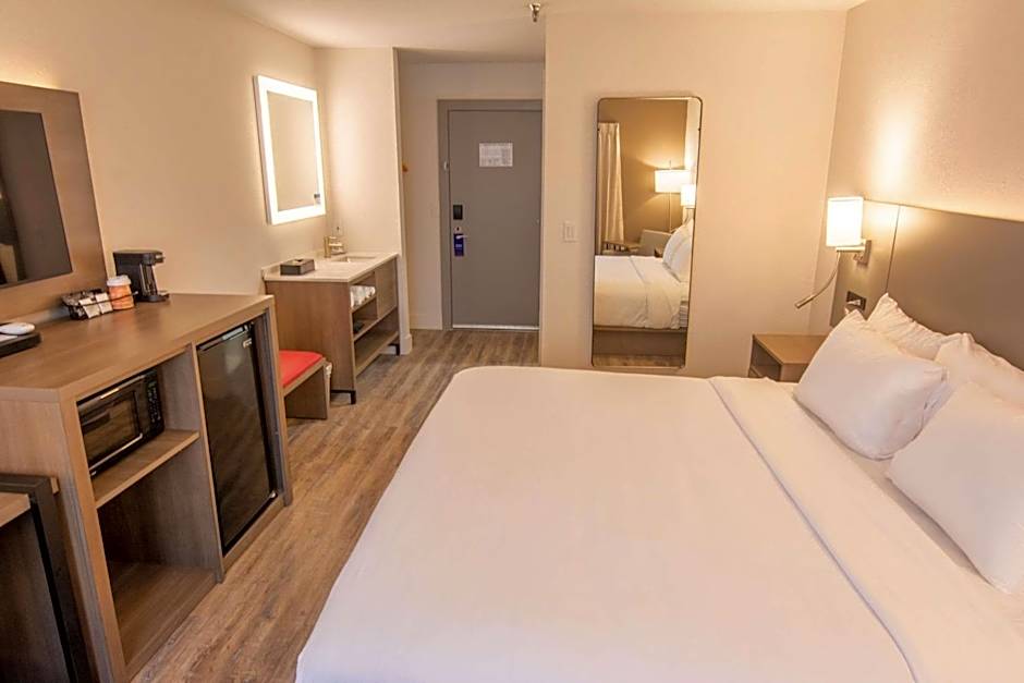 Comfort Inn Battle Mountain - Midway Between Elko and Winnemucca