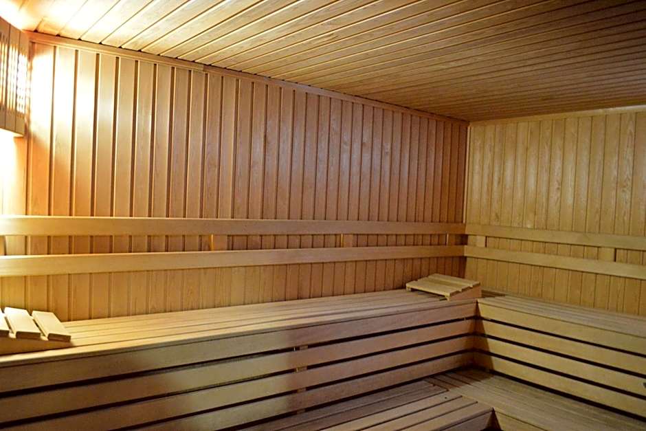 Winslow Infinity Aparthotel