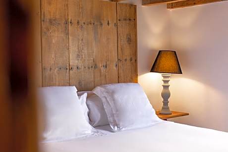 Classic Quadruple Room