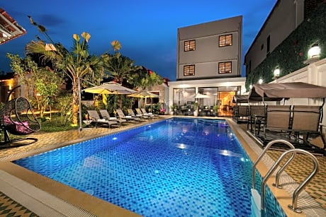 Tam Coc Holiday Hotel & Villa