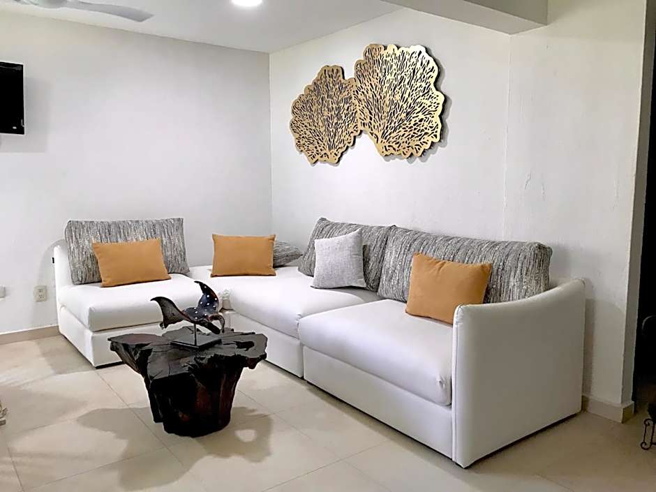 Marina Suites by Andiani Travel