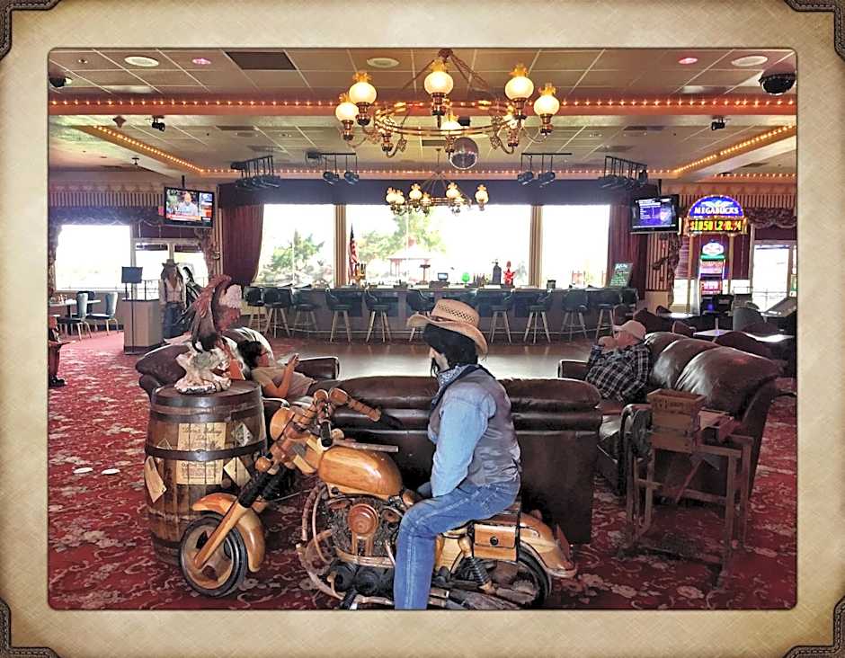 Longstreet Inn & Casino