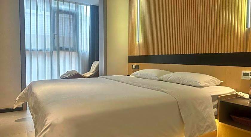7Days Inn Deyang Zhongjiang Kuishan Park