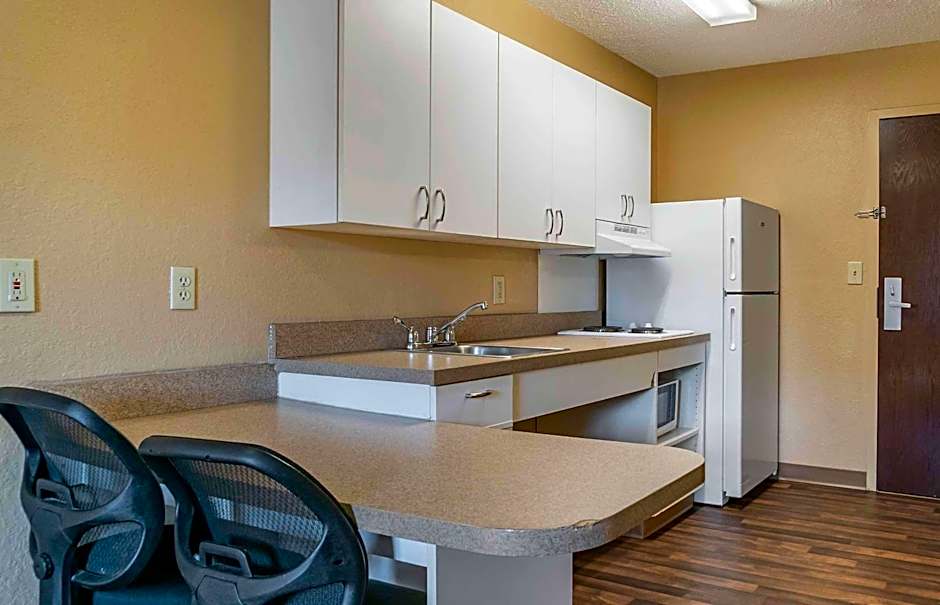 Extended Stay America Suites - Detroit - Ann Arbor - Briarwood Mall