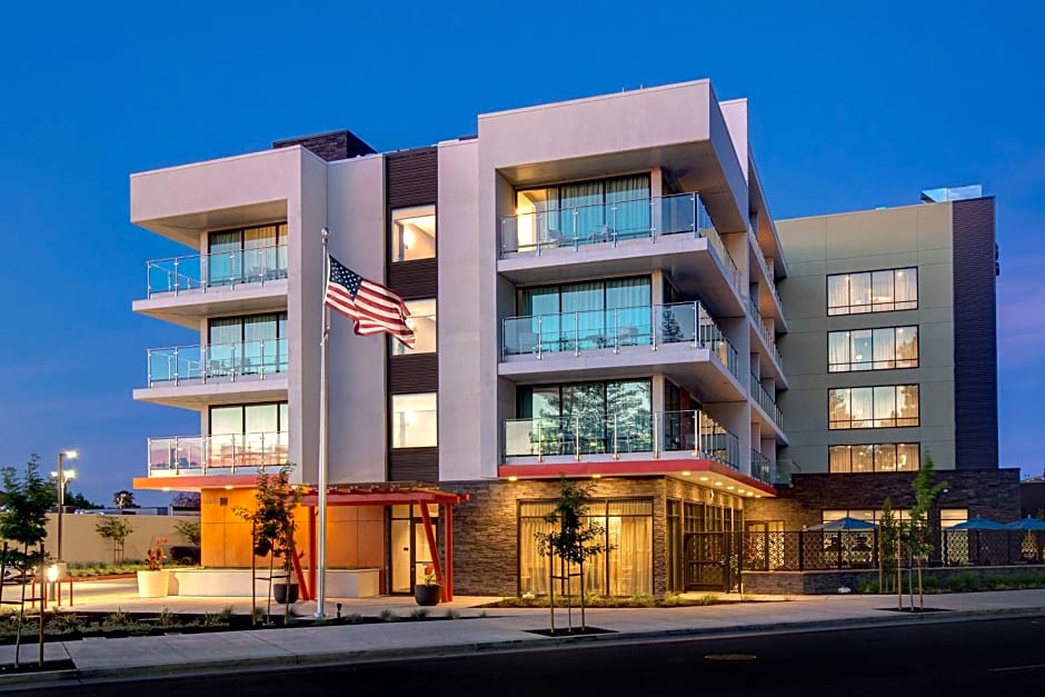 Hampton Inn By Hilton & Suites Sunnyvale-Silicon Valley, Ca