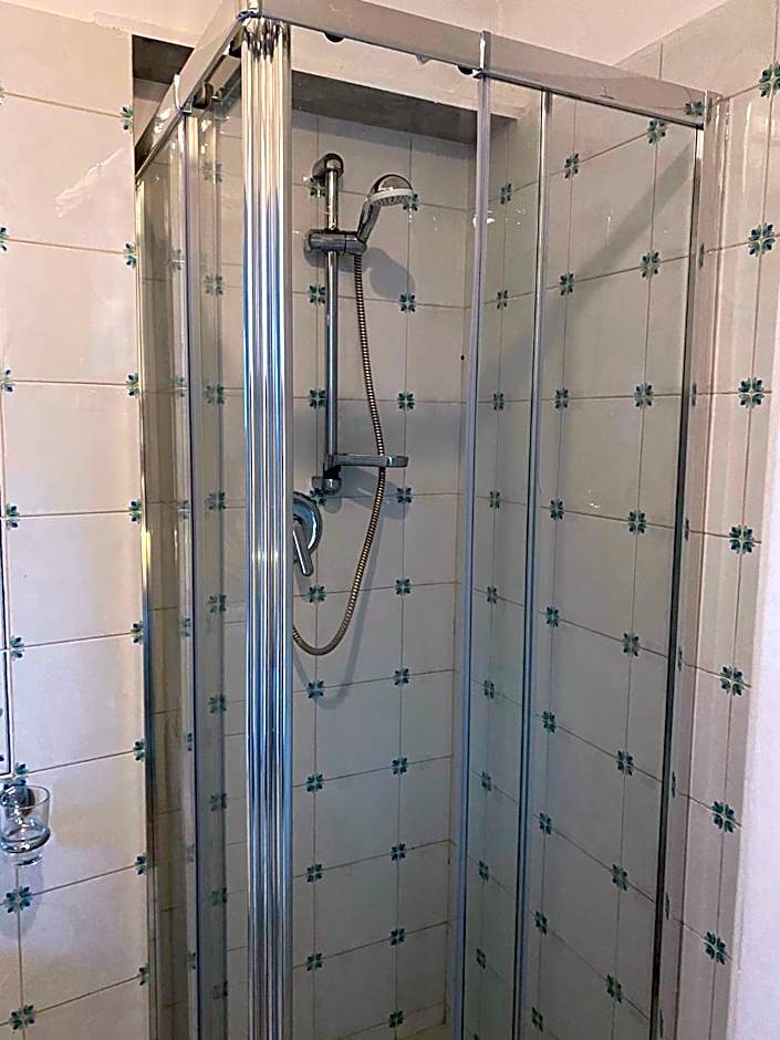 Rooms in San Domenico Maggiore 3