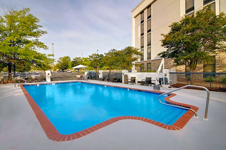 Hampton Inn By Hilton Birmingham-Colonnade 280