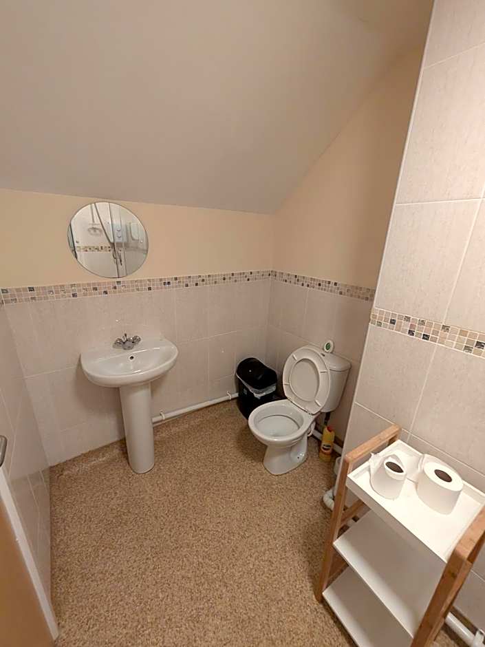 Kings Arms Guest House Ebbw Vale