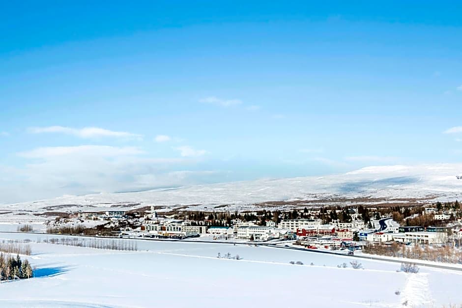 Gistihúsið - Lake Hotel Egilsstadir