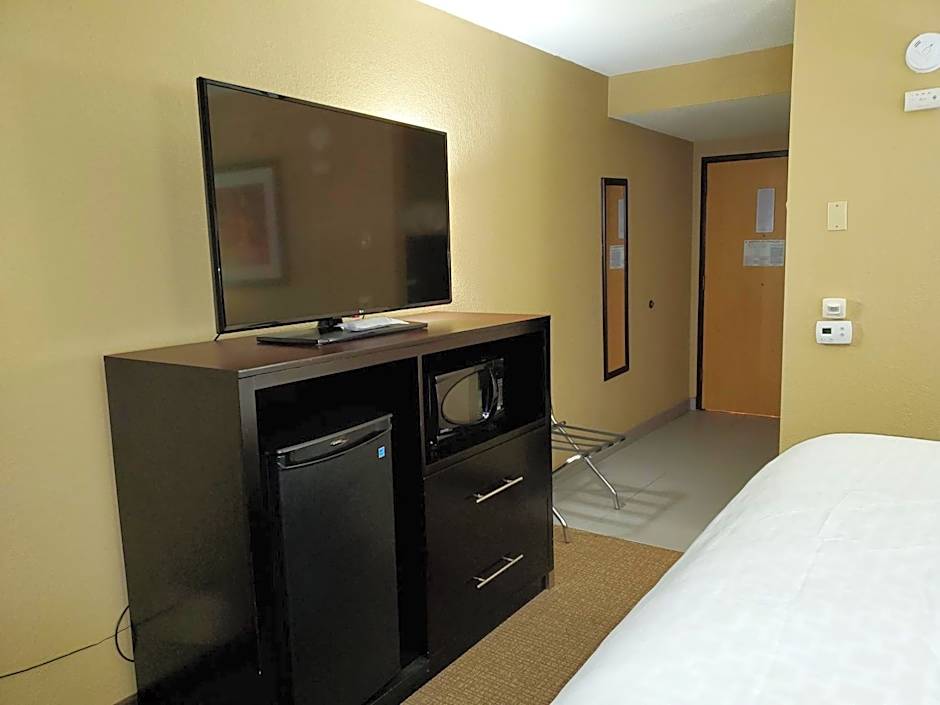 Best Western Harrisburg North Hotel