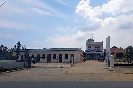 Hotel O Tasya Homestay