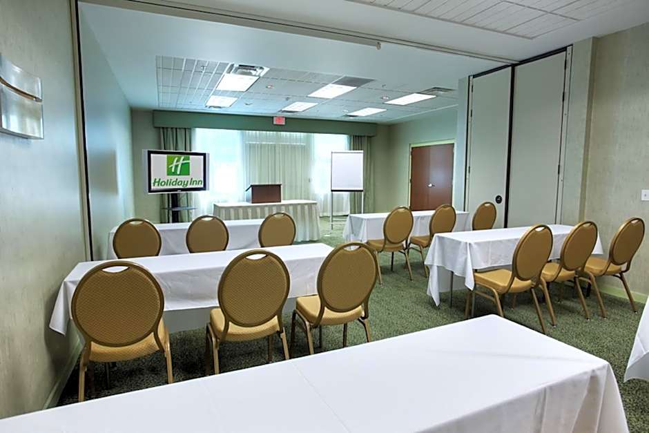 Holiday Inn & Suites Ocala Conference Center By IHG