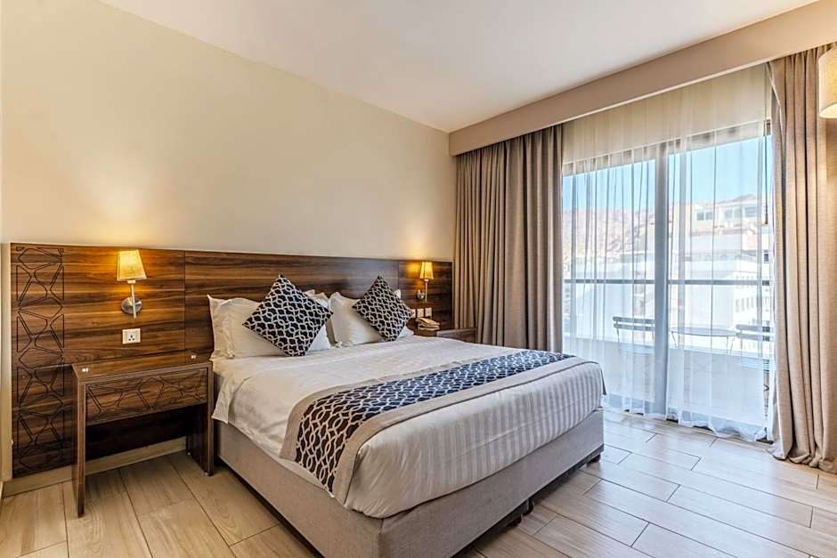 Lacosta Hotel