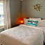 Hyannis Inn