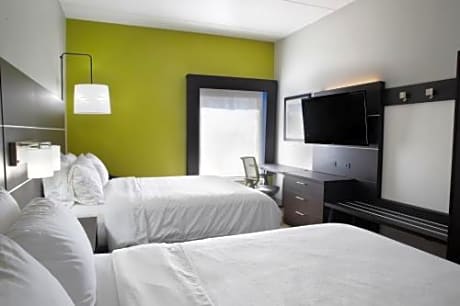 Queen Room with Two Queen Beds - Non-Smoking