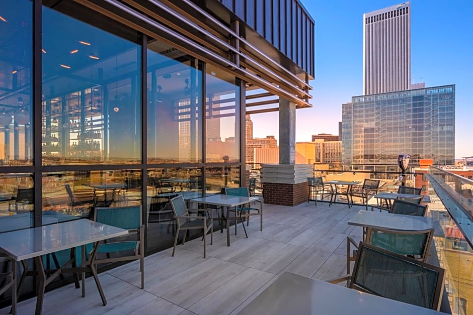 Hotel Indigo Tulsa DWTN/Entertainment Area
