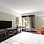 La Quinta Inn & Suites by Wyndham Santa Clarita - Valencia