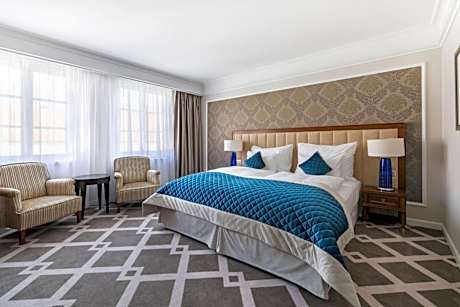 Premiere Double Room