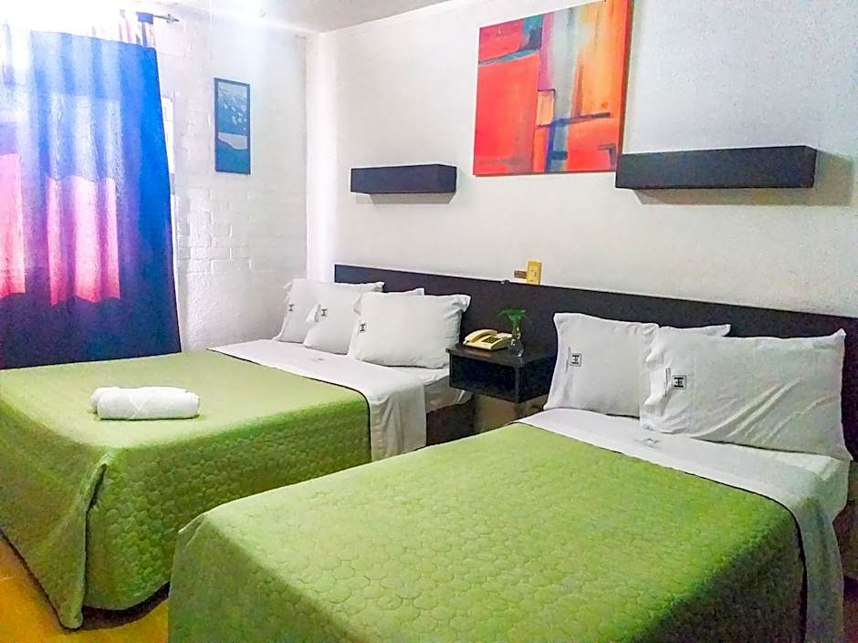 Hotel Trevi