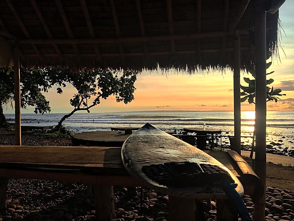Medewi Secret SurfCamp
