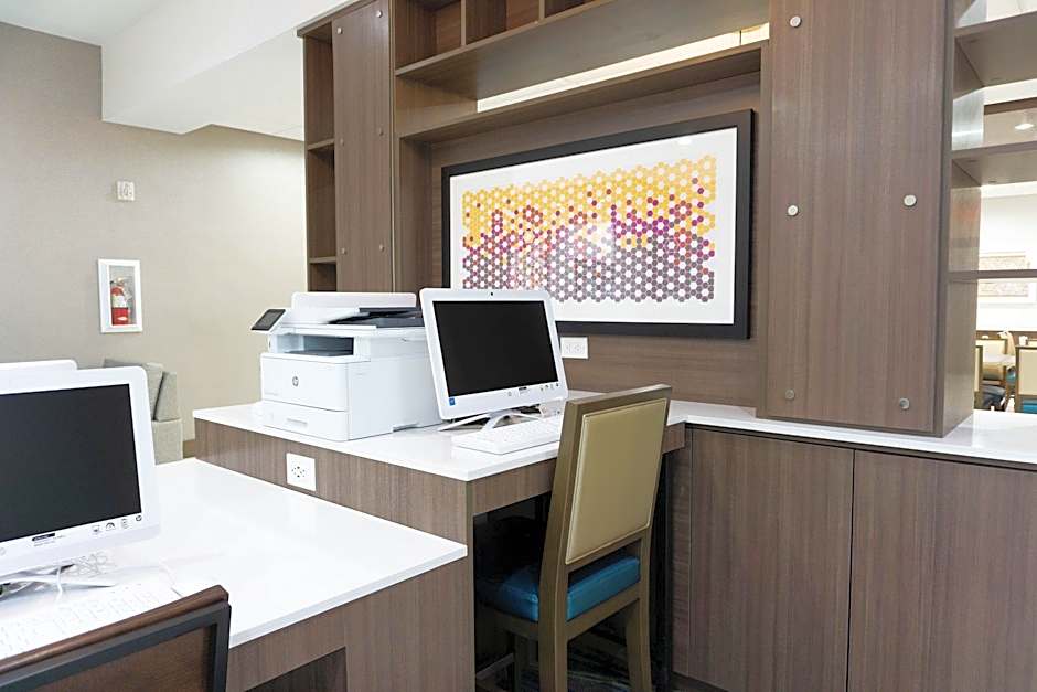 Holiday Inn Express & Suites Los Angeles Downtown West By IHG