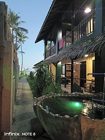 Eddie's Beach Resort Siargao