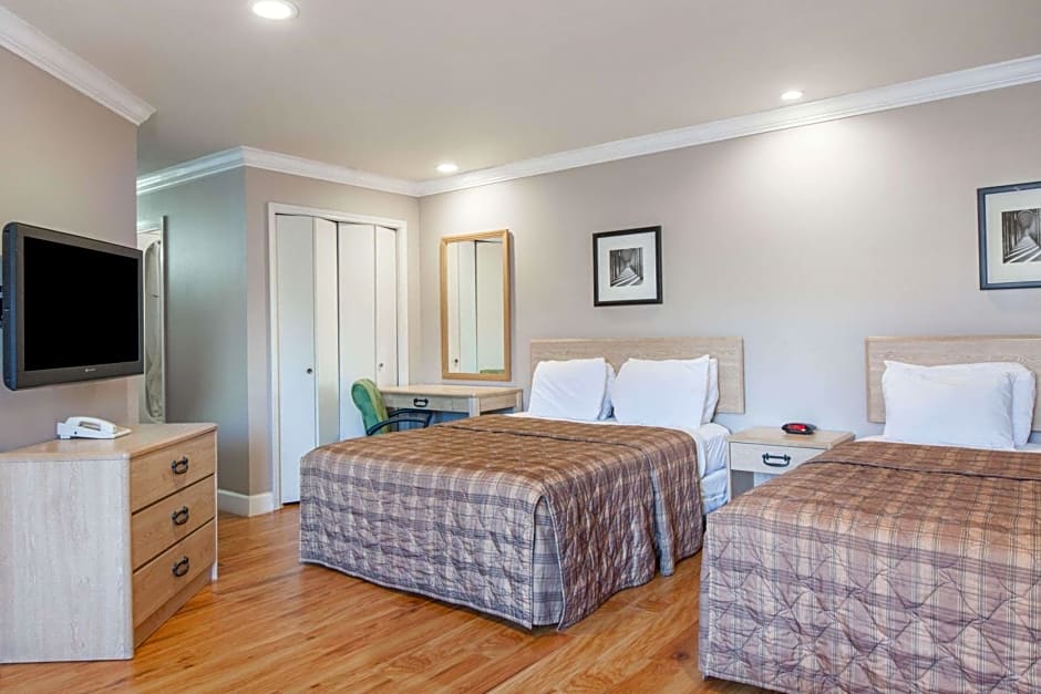 Days Inn by Wyndham San Francisco S/Oyster Point Airport