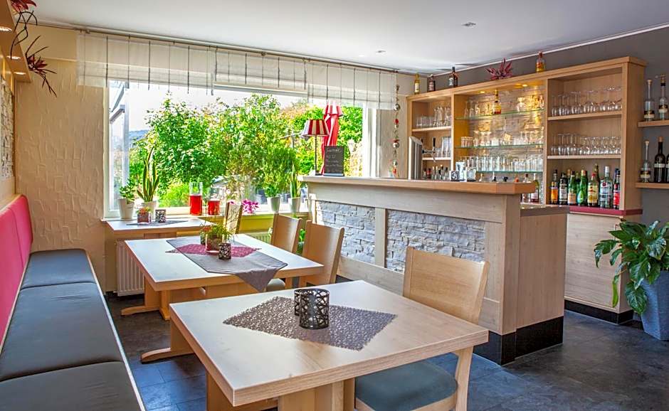 Hotel-Restaurant-Weingut Kapellenhof
