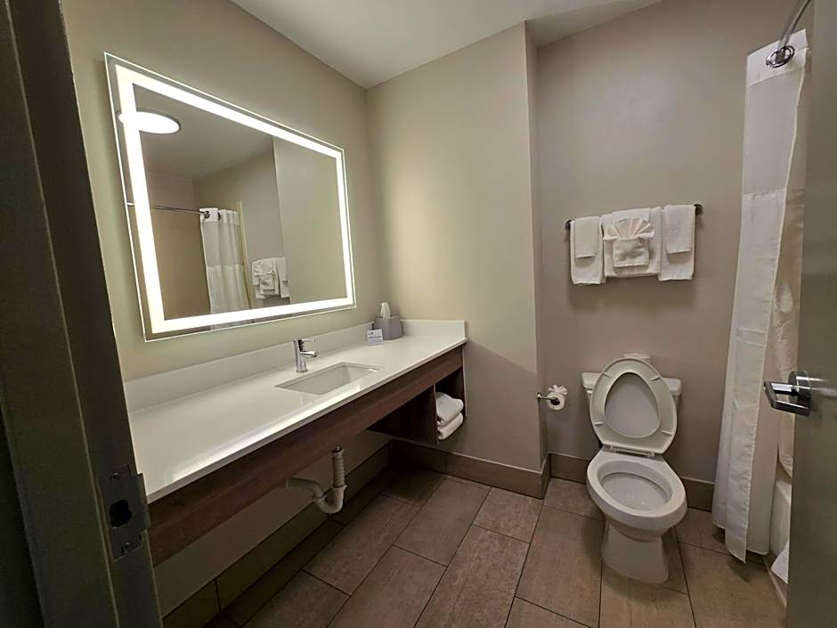 Holiday Inn Express & Suites - Smithfield/Selma By IHG