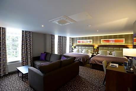 The Lensbury Resort